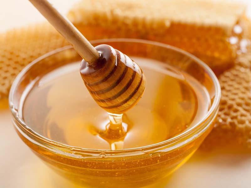 Mẹo trị cảm cúm bằng mật ong