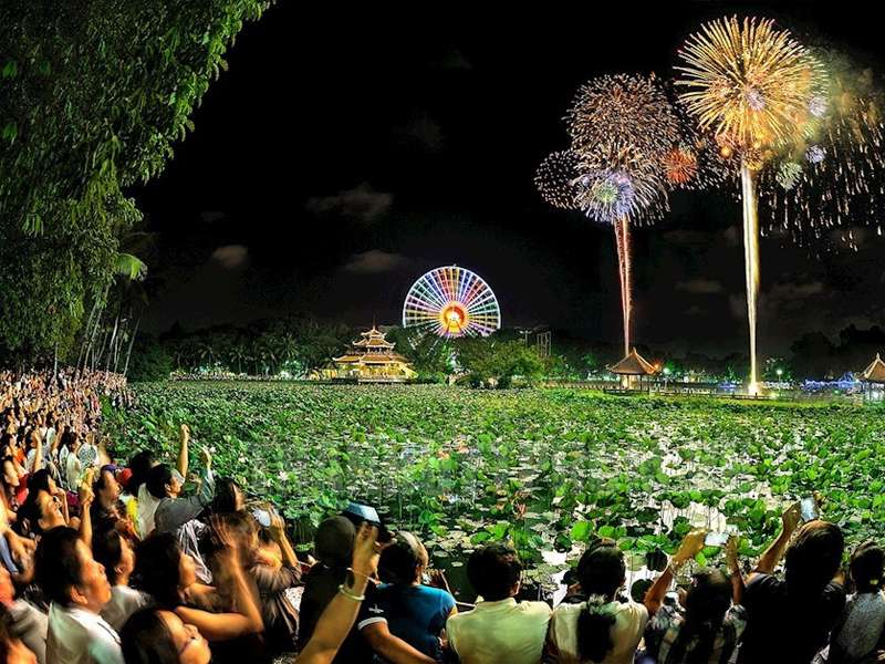 bắn pháo hoa tết 2023 - Công viên văn hoá Đầm Sen