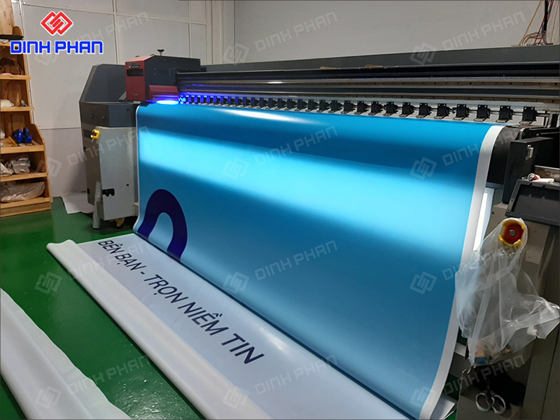 Máy in UV cuộn khổ lớn tại Đinh Phan