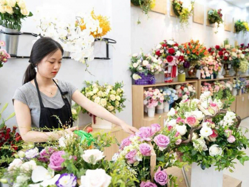 Đội ngũ chuyên nghiệp, shop luôn mang đến những sản phẩm hoa tươi đẹp mắt