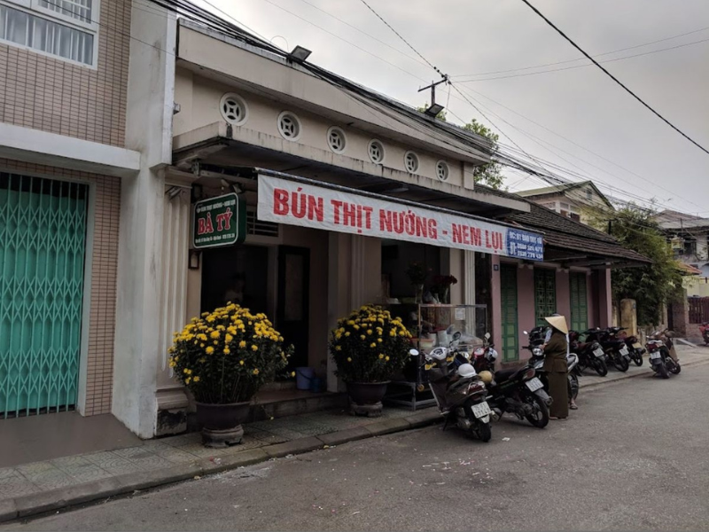 Quán Bún Thịt Nướng Bà Tý