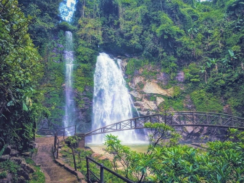 Khu Du Lịch Thác Tiên - Đèo Gió